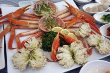 유명 예능프로그램과 유투버가 다녀간 곳, 속초 동명항 대게 맛집 대게마을