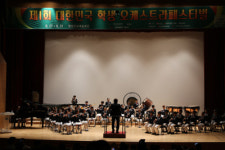 거제 창호초, 앙상블로 금빛 날개