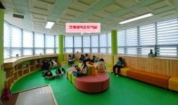 주약초, 놀며 책을 읽는 주약초등학교 초롱샘작은도서실
