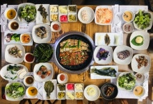 [김해 경포장 숯불 장어구이] 든든한 보양식… 밑반찬과 어울린 장어 맛ㆍ향에 반한다