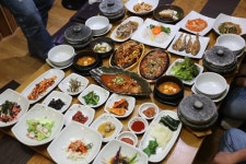 제철재료로 준비한 산해진미 전국5대한정식 거제도 맛집 물레방아한정식