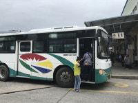 사라진 버스 도우미 합천 시장서 본다