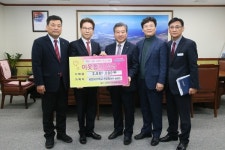 사천시기독교연합회， 이웃돕기 성금 전달