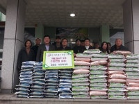 하동군 화개면， 설맞이 위문품 기탁 잇따라