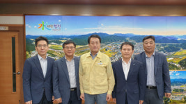 정창훈 경남매일 대표이사， 합천군청 방문