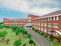 4차 산업혁명 시대에 발맞춰 창의적 기술인 양성해요