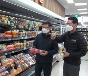 농협창원시지부장， 명절 농협마트 식품안전 점검