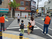 마산합포구 교방동주민자치회 `교통 봉사도우미 활동`