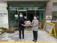 양산시 치매안심센터， 현판전달ㆍ장수사진 촬영
