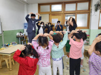안태환 김해교육장， 아이뜰 유치원 방문