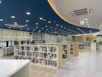 대형 카페 머무는 기분… 책과 놀러 도서관에 가요