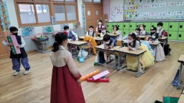 갈전초등학교, 집에서부터 학교까지 한복입고 등교하는 날!!!