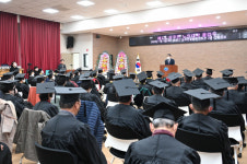 남해 상주 노인대학 첫 졸업식 `감동`