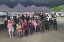 밀양시 무안면 고라리 장재터 마을 경로잔치
