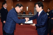 남해군, 작년 하반기 적극행정 우수 5명 선정