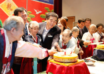 어르신들~ 만수무강하세요!