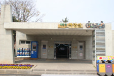 천안 입장휴게소 되돌림 화장실 명소로 자리매김