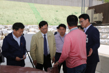 박동철 금산군수, 농업현안 사업장 현장행정 실시