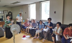 대전둔산서, 경로당 방문 무단횡단 근절 홍보