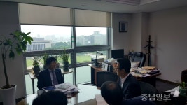 허태정 대전시장, 취임 첫 국회 방문