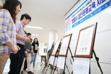 보령시, 성인문해교육 시화전 눈길
