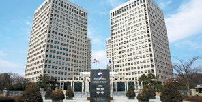 정부청사 구내식당 위탁운영 업체 선정 기준 중소기업 외면