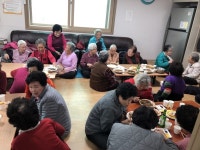 공주시 금학동, 어르신 초청 사랑의 짜장면 나눔행사