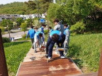 아산 삼성전자 봉사단, 배방 신도시 지산공원서 봉사활동