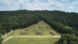 백제 벽화고분 능산리 1호 발굴 102년 만에 다시 만나다