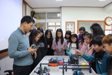 서천 기산초, 3D펜으로 입체형상 만들기·로봇축구교실