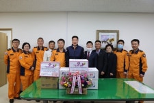 농협은행 태안군지부, 태안소방서 축하방문