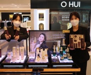 롯데백화점 대전점, 환절기 건조해진 피부관리 하세요