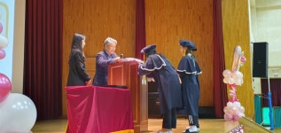 충주 송원의료재단, 지역 내 초·중학생 9명에 장학금 전달