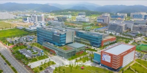 오송재단-지비에스커먼웰스 전방 경추용 금속판, 美 FDA 판매 승인