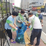 충주 계룡리슈빌2차아파트 주민,  주공 1·2단지 일원 청결활동 나서