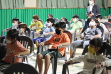 충남 서천초등학교, 엄마가 모래로 그려주는 동화 이야기에 웃음짓다!