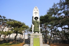 당진 솔뫼성지, 한 해를 시작하기 좋은 명소에 선정