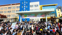 천안새샘초, 어린이날 100주년 기념 등굣길 음악회
