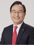 국민의힘 박상돈 천안시장 후보, 선관위 후보 등록 완료... 천안시민 소통의장 개최