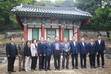 국민의힘 백성현 논산시장 후보, 충령탑·궐리사 참배