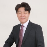 [충남일보가 만난 사람] 밝은누리안과병원 이성준 원장 생활체육 저변화와 서구체육회 발전 위해 앞장