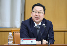 이장우 대전시장, 시청 남문광장 지하주차장 확보 검토