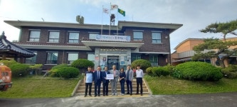 부여 장암면, 윤철수 전 재경장암면민회장 이웃돕기 성금 100만원 기부