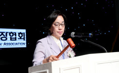남영숙 헤어 | 한국미용장협, 대전서 '2023년 임시총회·신입회원 환영식' 열어