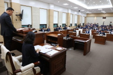 계룡시의회, 임시회 개회
