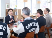 [포토] 장호종 부시장, 국내 우주 스타트업 상장 1호 기업 컨텍 방문