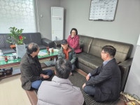 천안시 불당1동 배명길 동장, 노인회 방문해 소통행정 나서