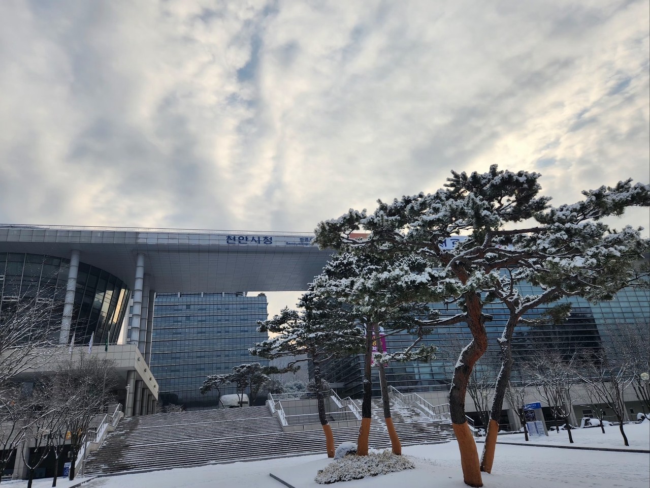 박상돈 충남 천안시장, 선거법 위반 혐의로 징역 6개월 집행유예 판결 받아 당선무효 확인