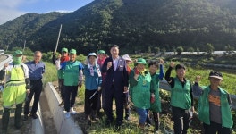 영동군 상촌면 새마을지도자회·부녀회 초강천변 환경정비 활동 실시