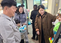[포토] 한국타이어 대전공장, H-KIDZ 어린이집 스토리북 전시회 펼쳐